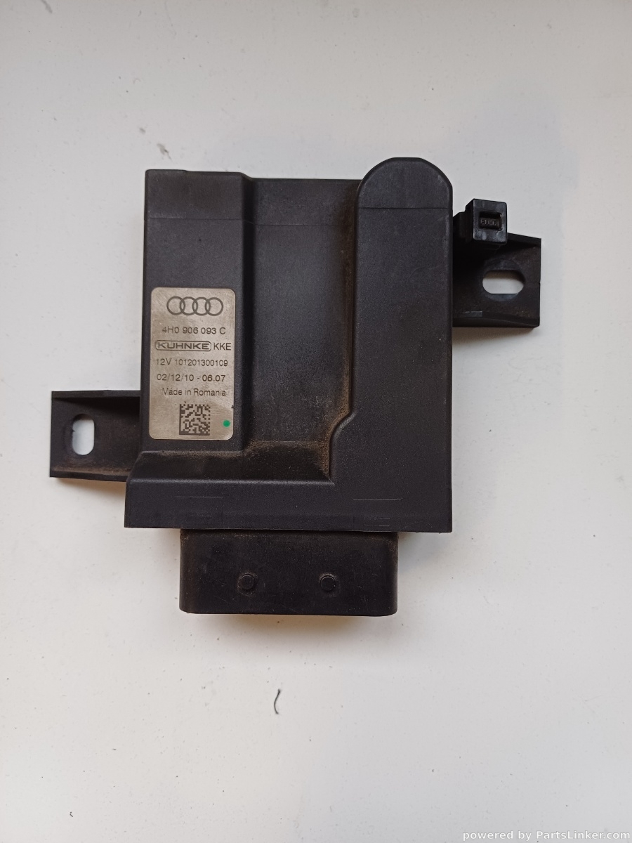 Releu pompa combustibil AUDI A8 III (4H2, 4H8, 4HC, 4HL) [ 2009 - 2018 ] OEM 4H0906093C