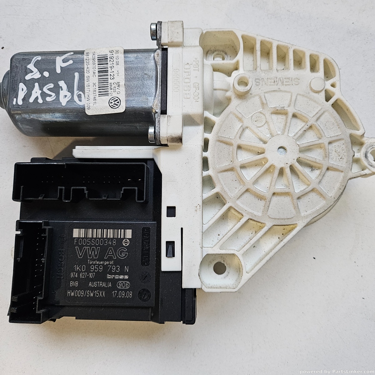 Motoras geam pivotant stanga fata VOLKSWAGEN PASSAT Variant 3B6 2000 - 2005 1k0959793n