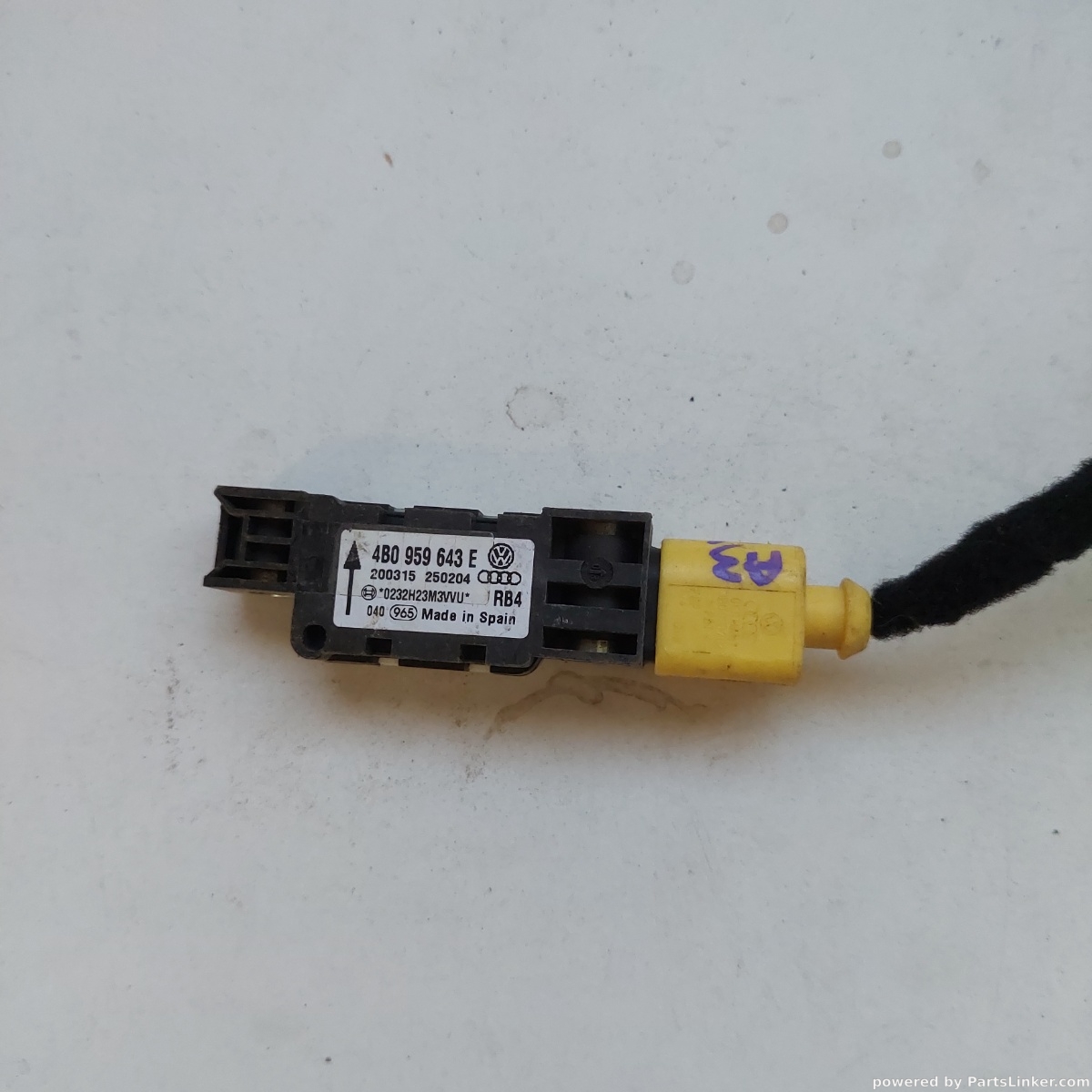 Senzor impact airbag AUDI A8 II (4E2, 4E8) [ 2002 - 2010 ] 4b0959643e