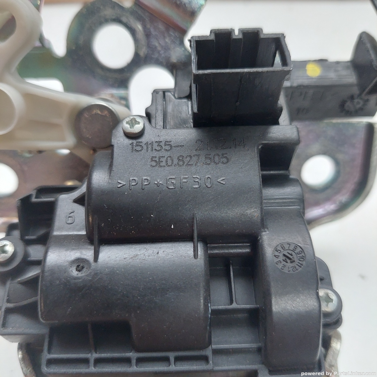 Broasca haion SKODA RAPID II (NH3) [ 2012 - > ] OEM 5e0827505 – foto 2