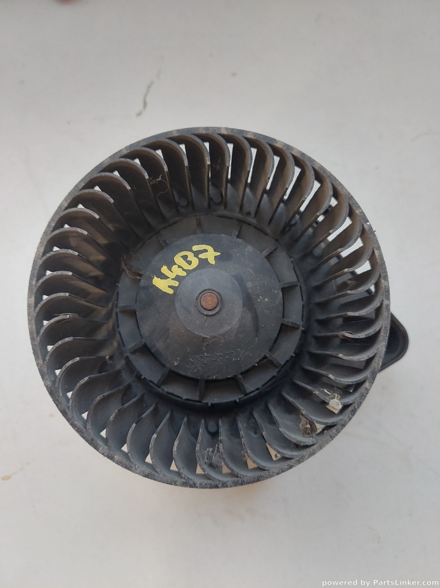Aeroterma AUDI A4 III (8EC, B7) [ 2004 - 2008 ] OEM 8e1820021b