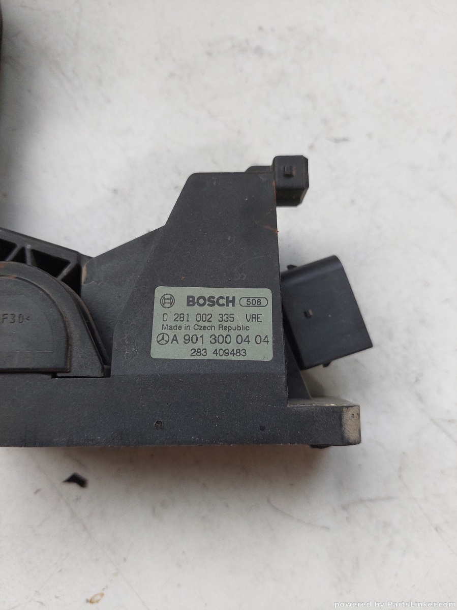Pedala acceleratie MERCEDES-BENZ SPRINTER 3-t Box (903) [ 1995 - 2006 ] OEM 9013000404 – foto 2