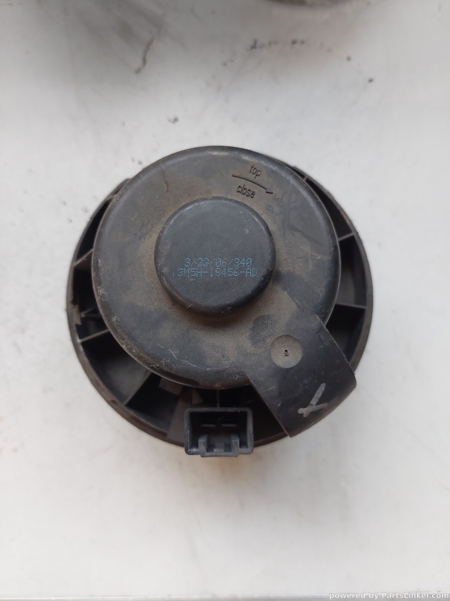 Aeroterma FORD KUGA I [ 2008 - 2012 ] OEM 3m5h18456ad