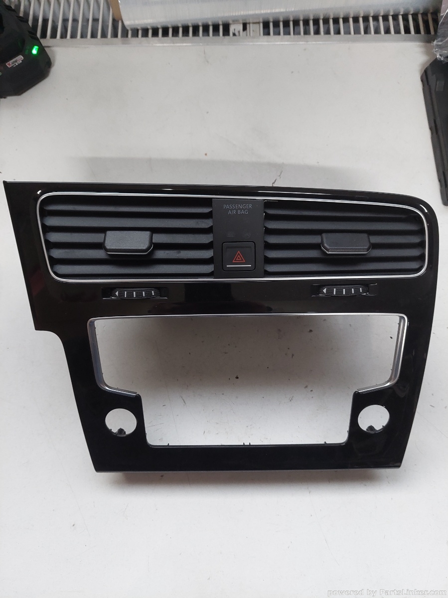 Guri ventilatie VOLKSWAGEN GOLF 7 Variant (BA5) [ 2013 - 2017 ] OEM 5g1815736