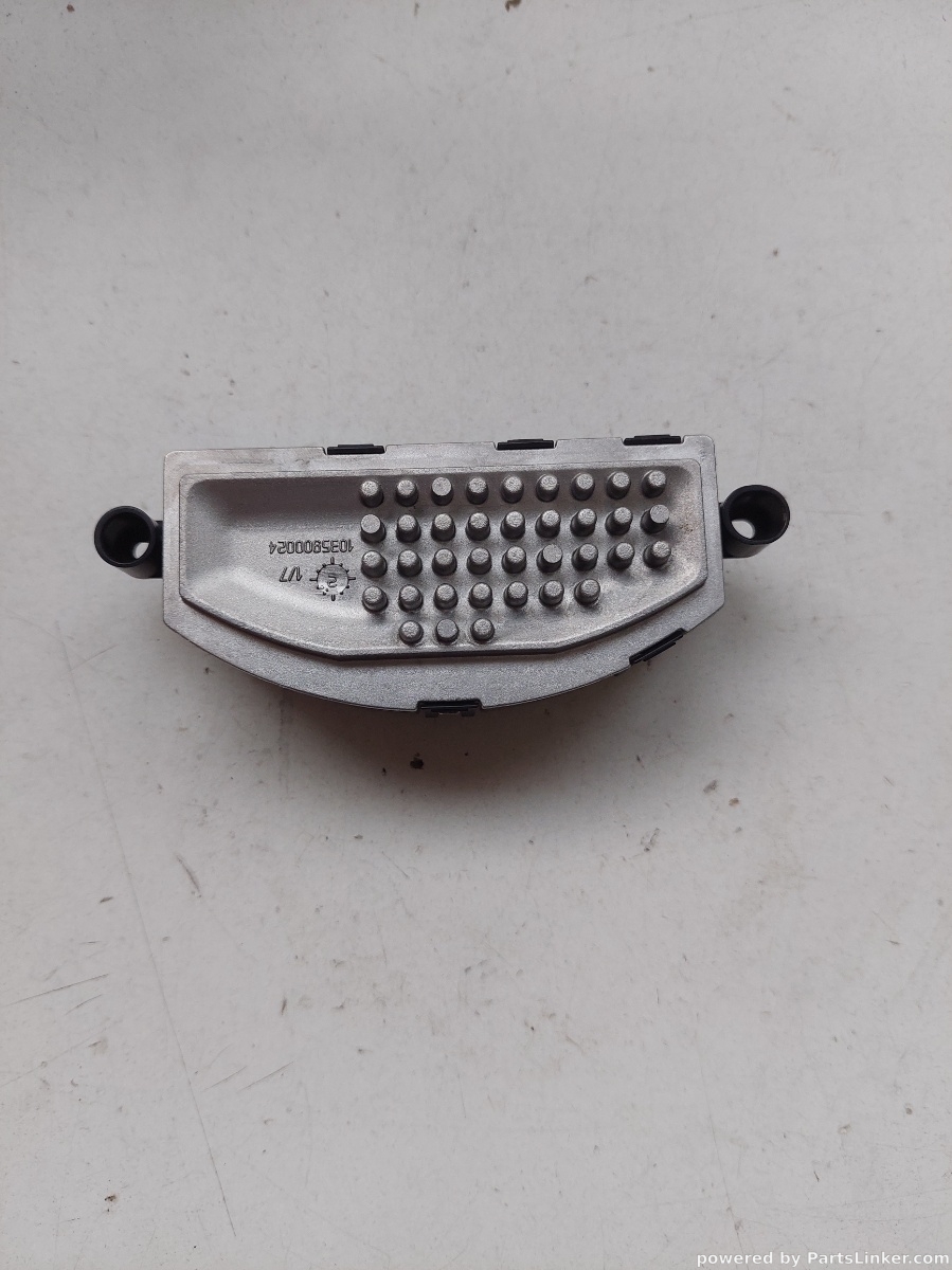 Releu aeroterma VOLKSWAGEN GOLF 7 Variant (BA5) [ 2013 - 2017 ] OEM F011500100