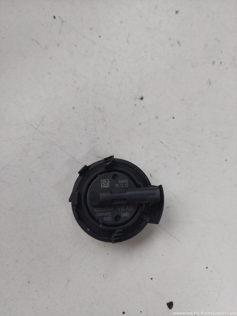 Senzor impact airbag dreapta fata VOLKSWAGEN GOLF 7 [ 2013 - 2017 ] OEM 5q0959354