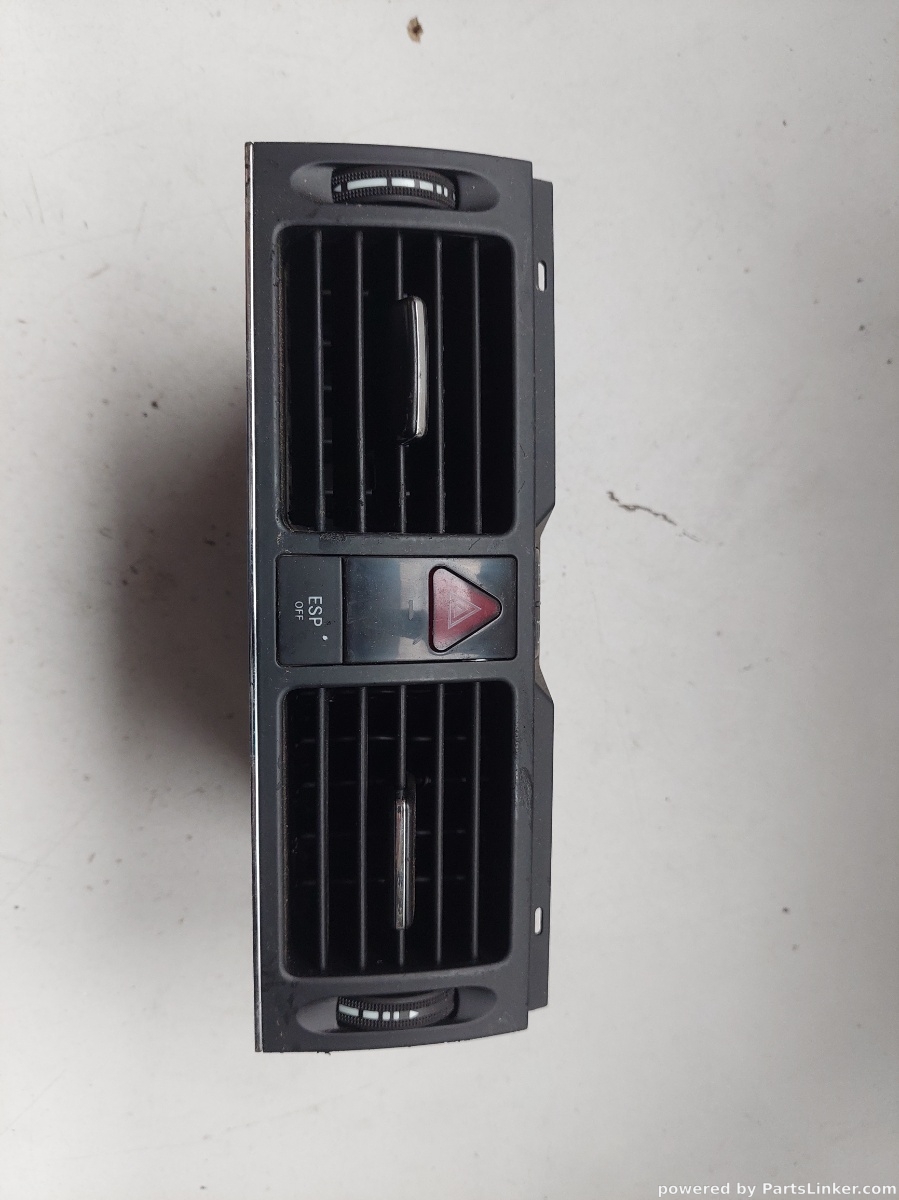 Guri ventilatie MERCEDES-BENZ C-CLASS (W204) [ 2007 - 2014 ] OEM 2048702851
