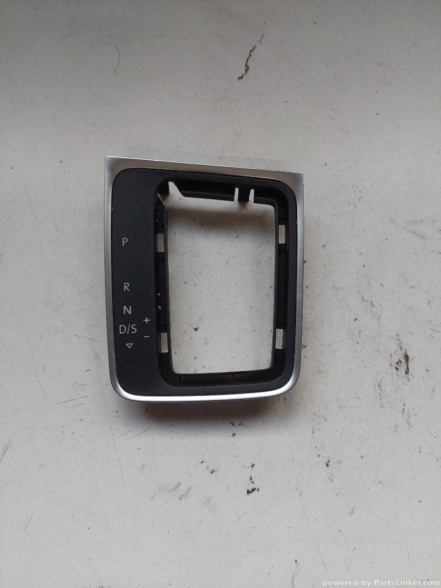 Grila Timoneri VOLKSWAGEN GOLF  7 (BA5) [ 2013 - 2017 ] OEM 5g1713203f
