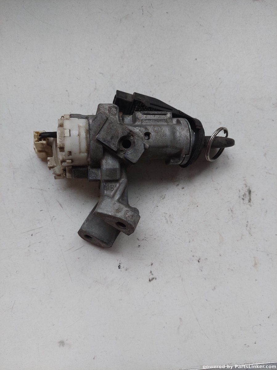 Contact cu cheie TOYOTA COROLLA Verso (_E12_) [ 2001 - 2004 ] OEM 8978318010