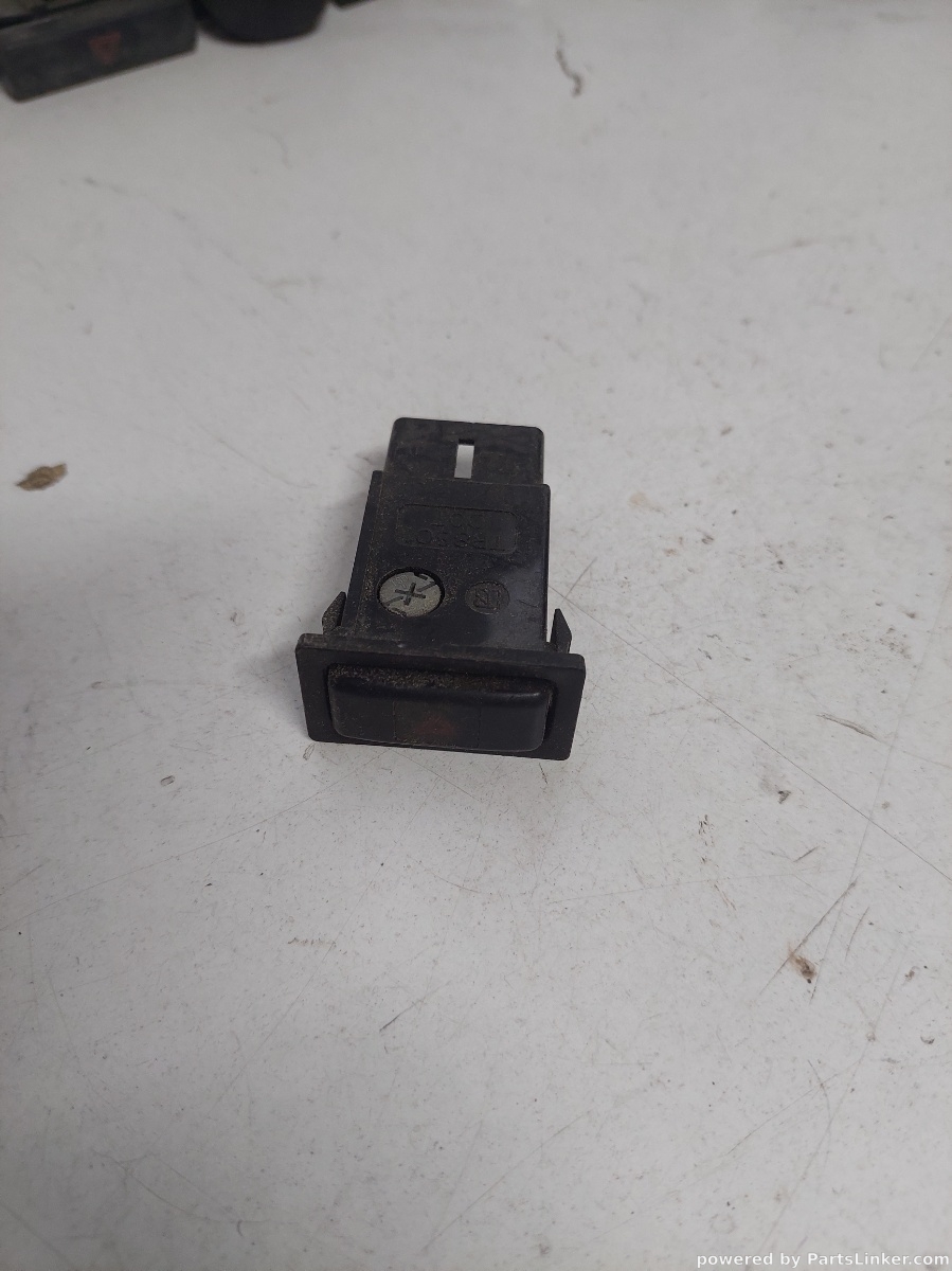 Buton avarie TOYOTA RAV 4 IV WWA4_, AVA4_, ZSA4_, ALA4_ 2012 - > 8300z5d