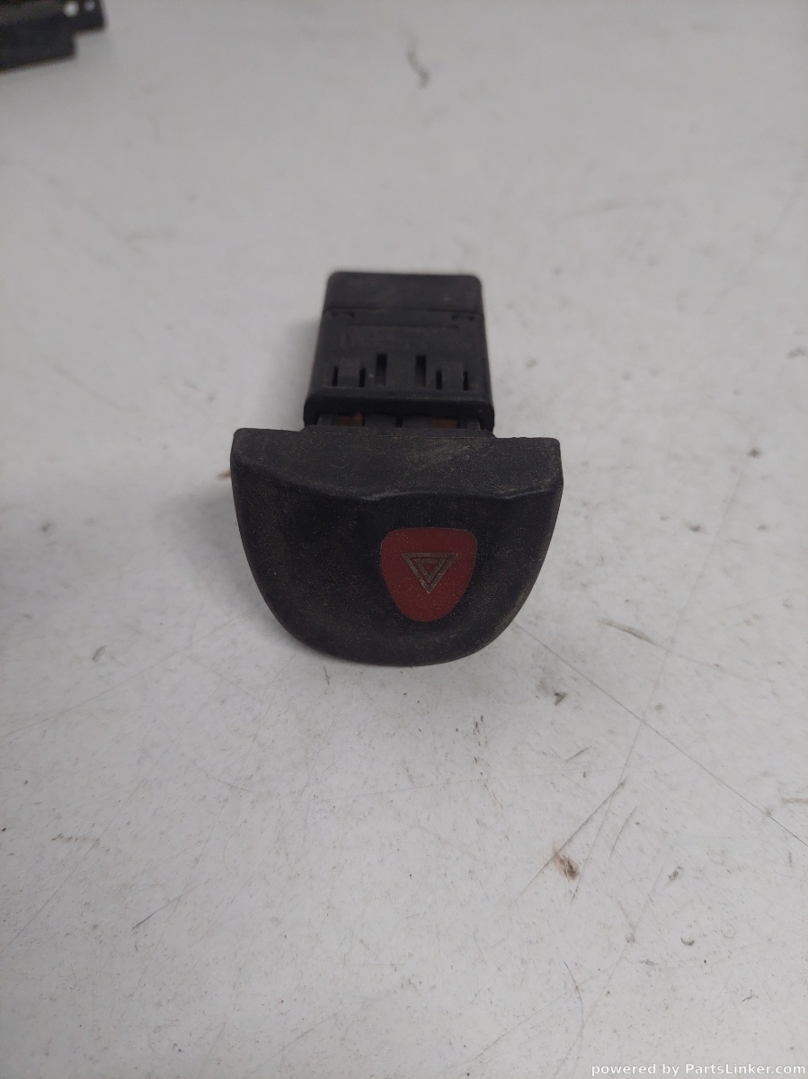 Buton avarie RENAULT SCENIC I (JA0/1_, FA0_) [ 1999 - 2003 ] OEM 25174