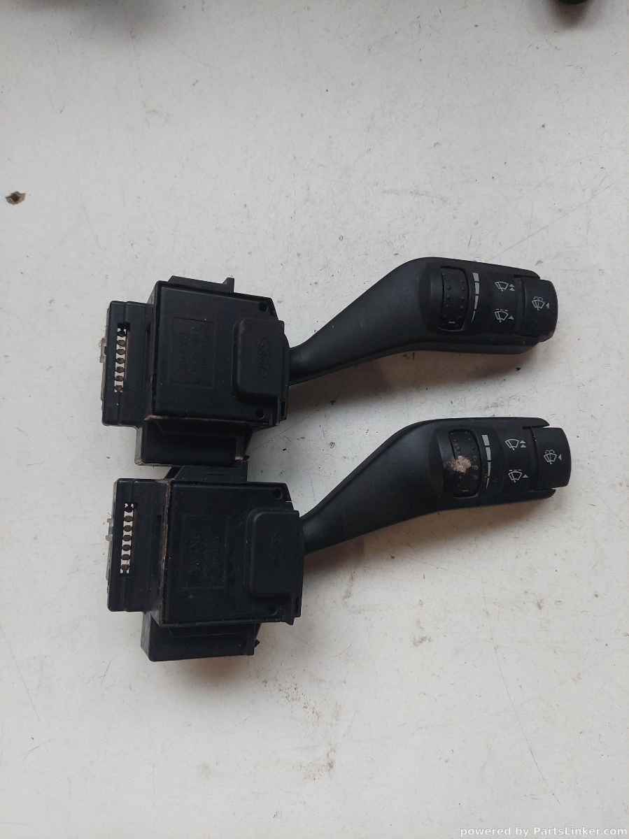 Maneta stergatoare FORD C-MAX (DM2) [ 2007 - 2010 ] OEM 17d9404