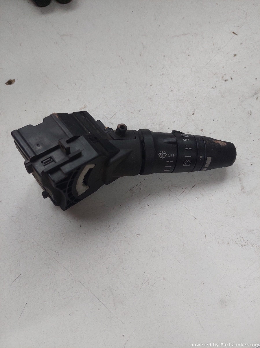 Maneta stergatoare NISSAN X-TRAIL (T30) [ 2001 - 2013 ] OEM 252608h705