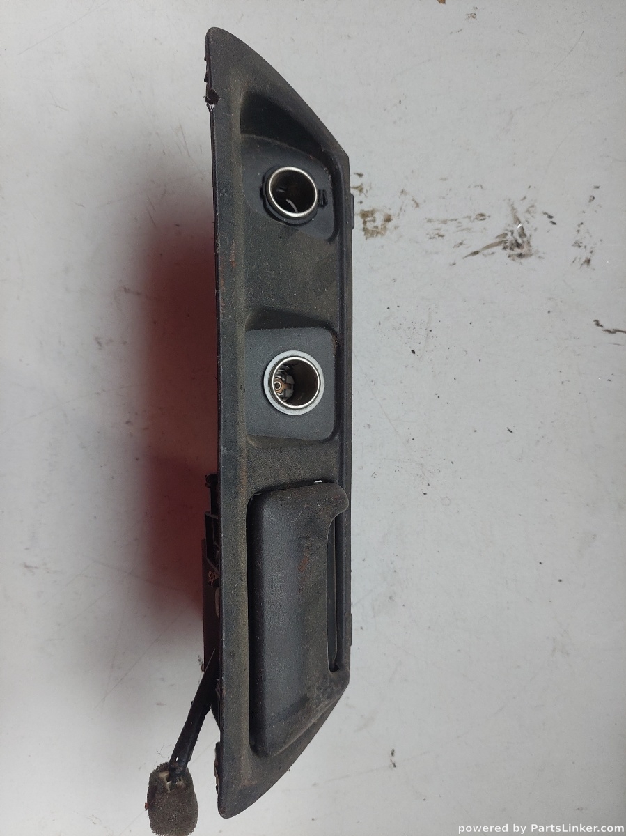 Scrumiera TOYOTA LAND CRUISER 100 FZJ1_, UZJ1_ 1998 - 2008 5541360160