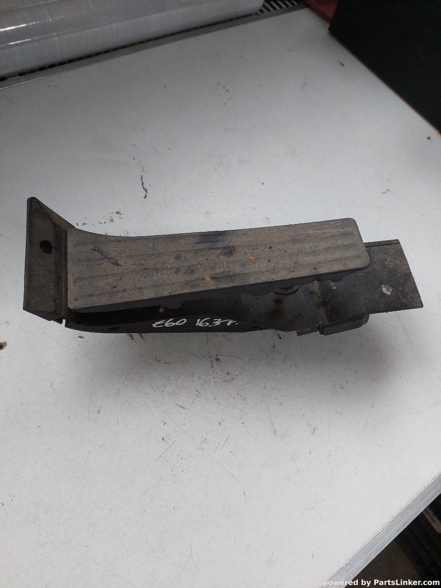 Pedala acceleratie BMW 5 (E60) [ 2001 - 2010 ] 525 i (N52 B25..) 160KW|218HP OEM Pp3061