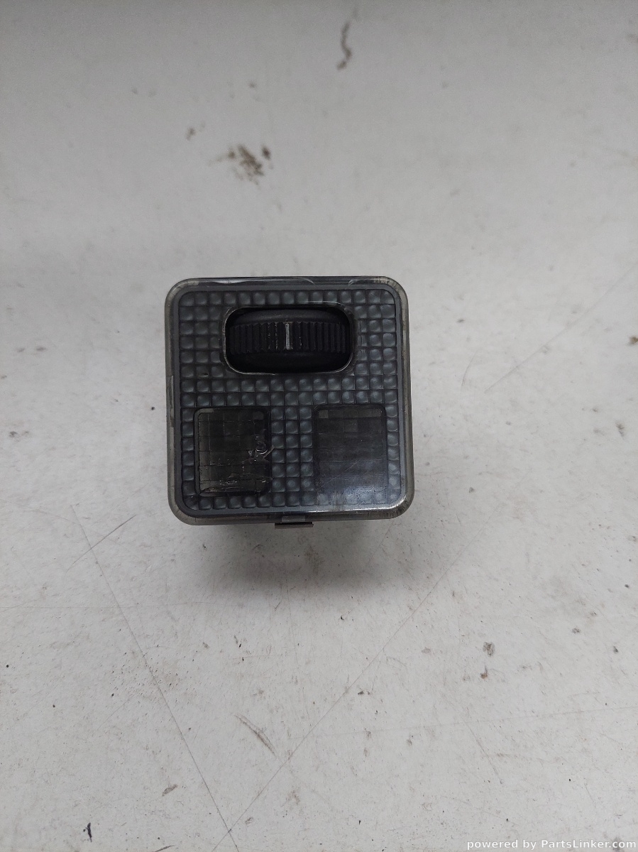 Lampa plafon PEUGEOT 406 (8B) [ 1995 - 2005 ] OEM 9607449080