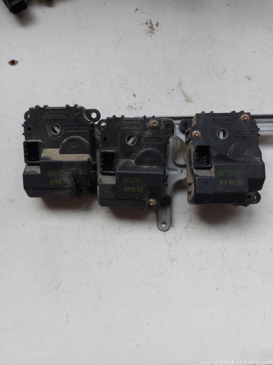 Actuator/motoras clapeta aer AC HYUNDAI TUCSON JM 2004 - 2010 H400730530c