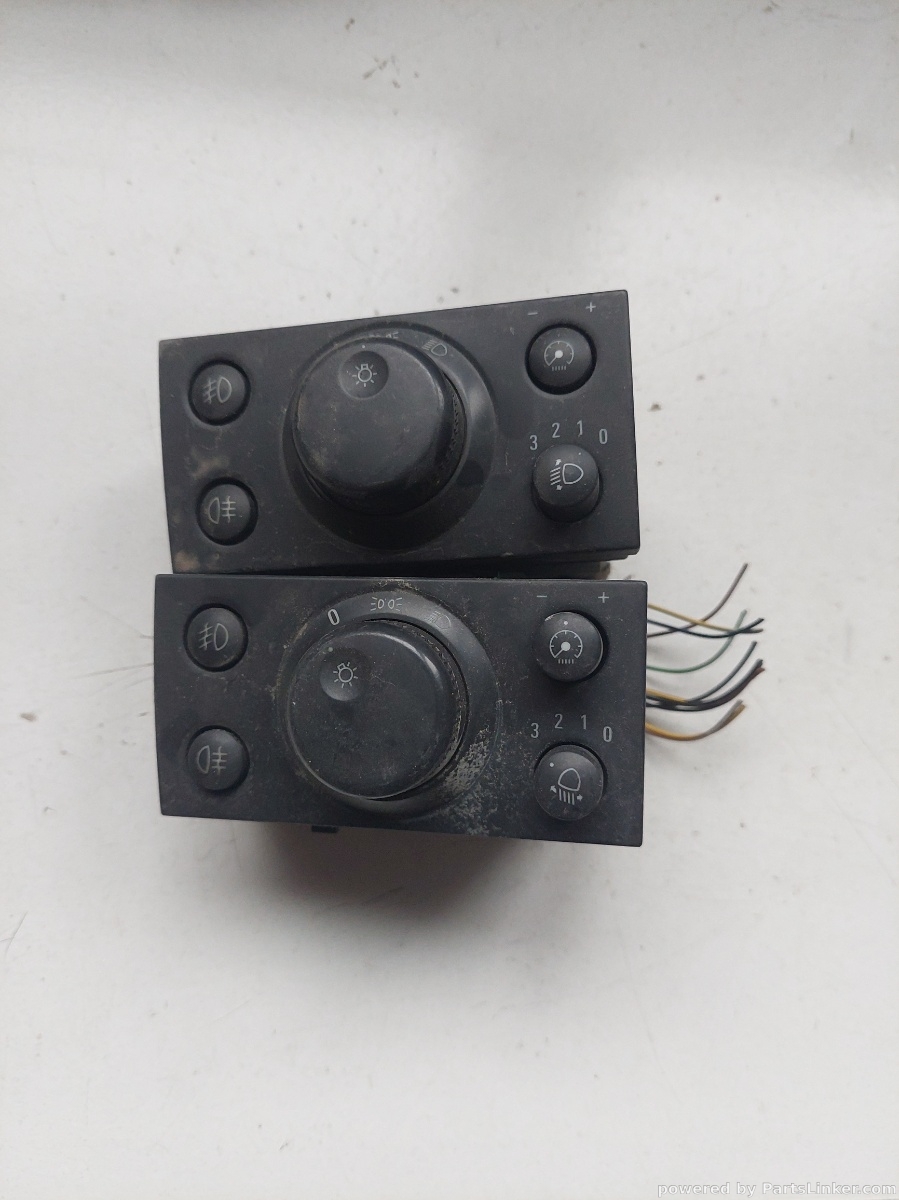 Reglaj faruri OPEL VECTRA C (Z02) [ 2002 - 2009 ] OEM 13177066