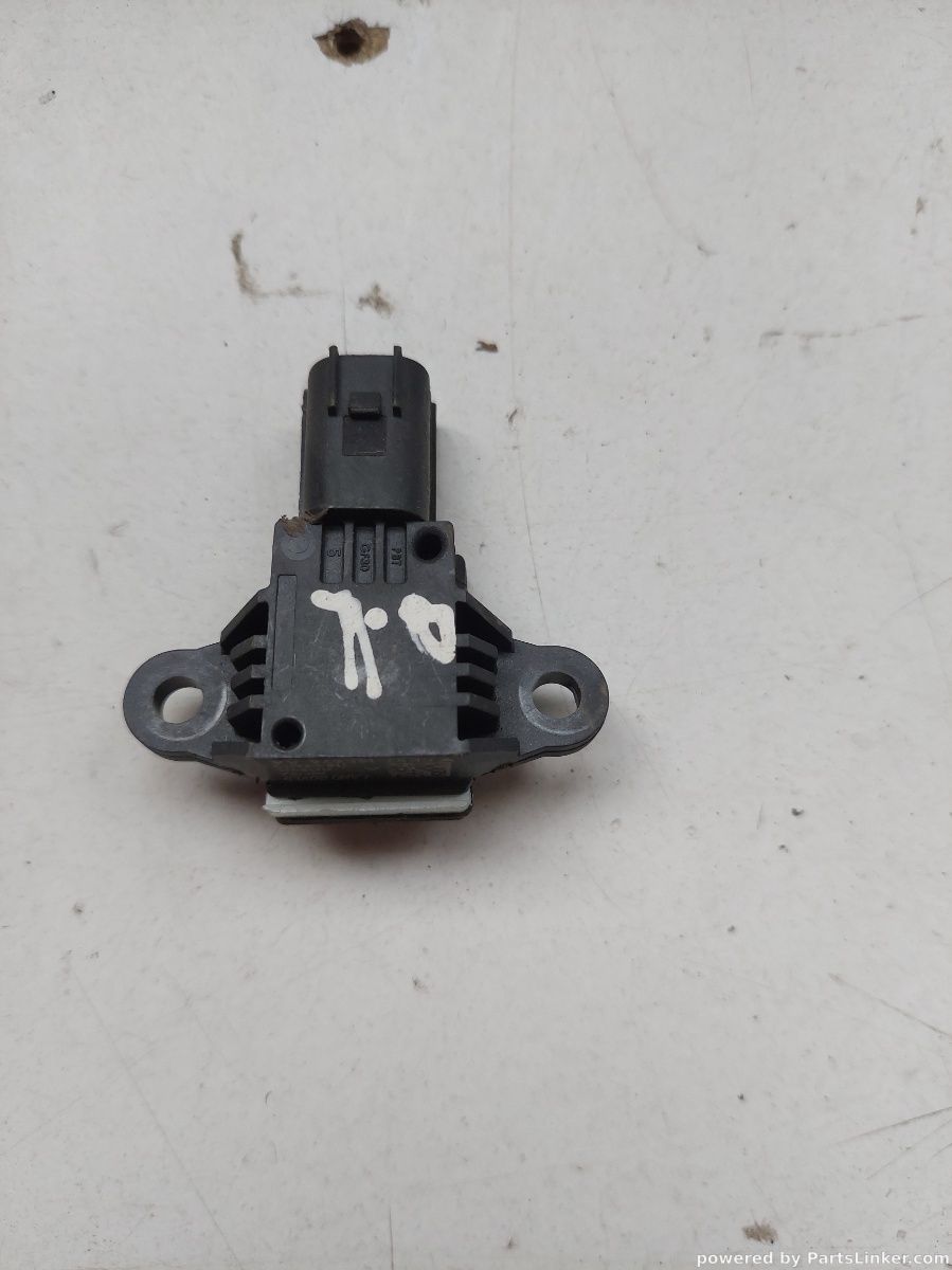 Senzor impact airbag dreapta fata LAND ROVER RANGE ROVER EVOQUE (LV_, L538) [ 2011 - > ] OEM 118436b0