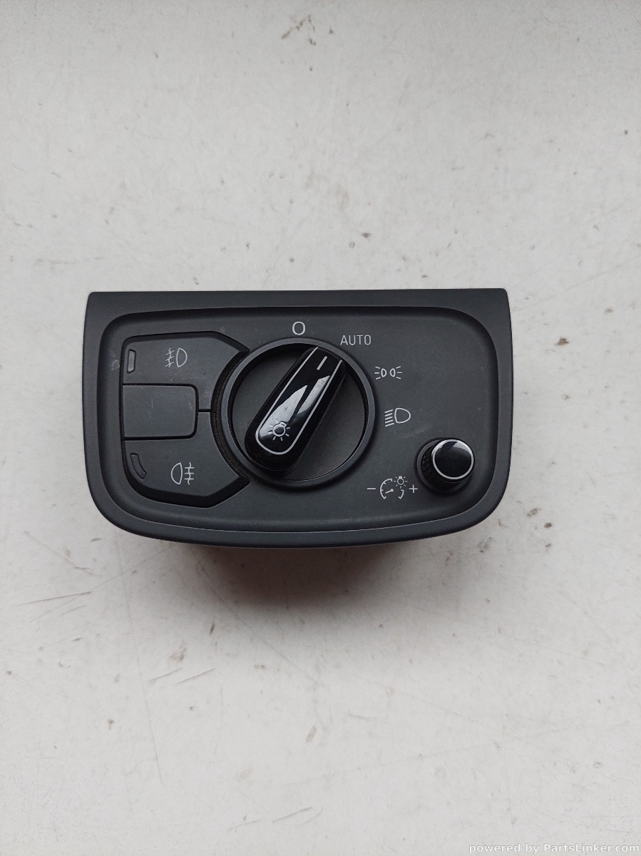 Reglaj faruri AUDI A8 III (4H2, 4H8, 4HC, 4HL) [ 2009 - 2018 ] OEM 4h0941531