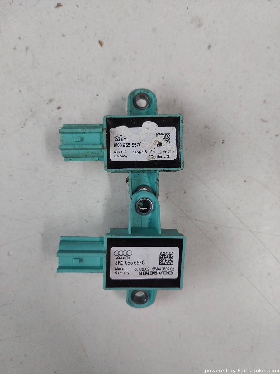Senzor impact airbag AUDI A4 IV (8K2, B8) [ 2007 - 2015 ] OEM 8k0955557c