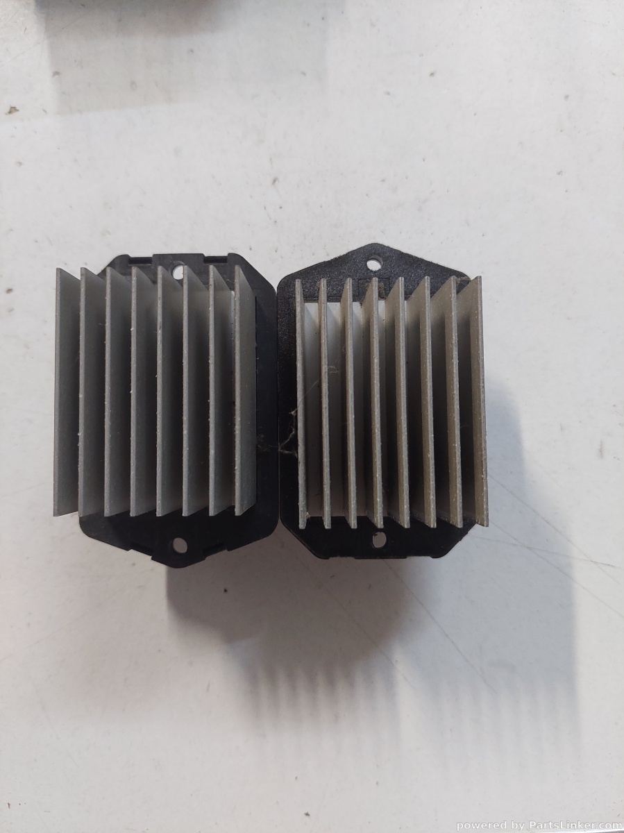Rezistenta aeroterma MITSUBISHI GRANDIS (NA_W) [ 2003 - 2011 ] OEM 0778000880