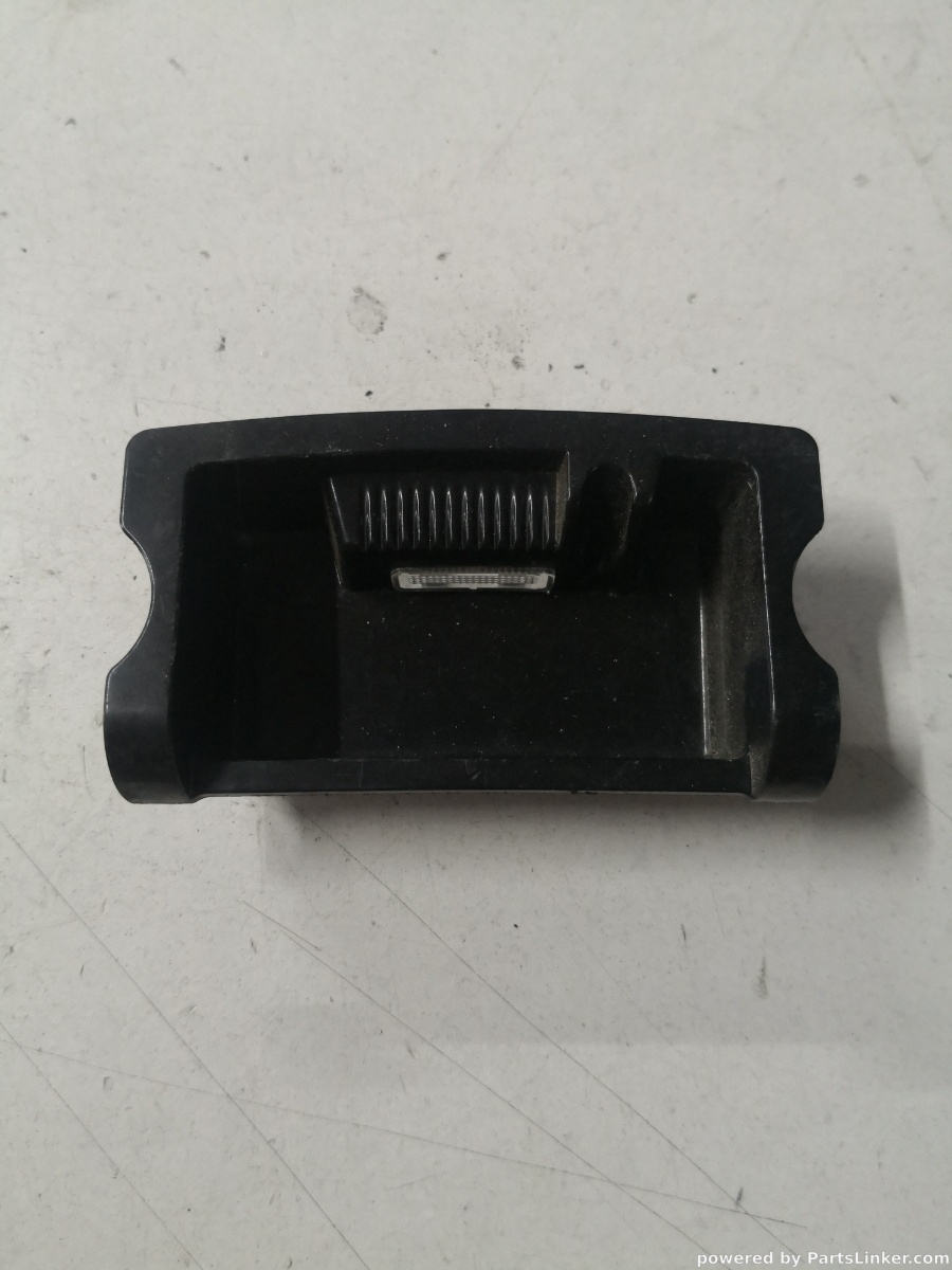Scrumiera BMW 5 (F10) [ 2009 - 2016 ] OEM 12025