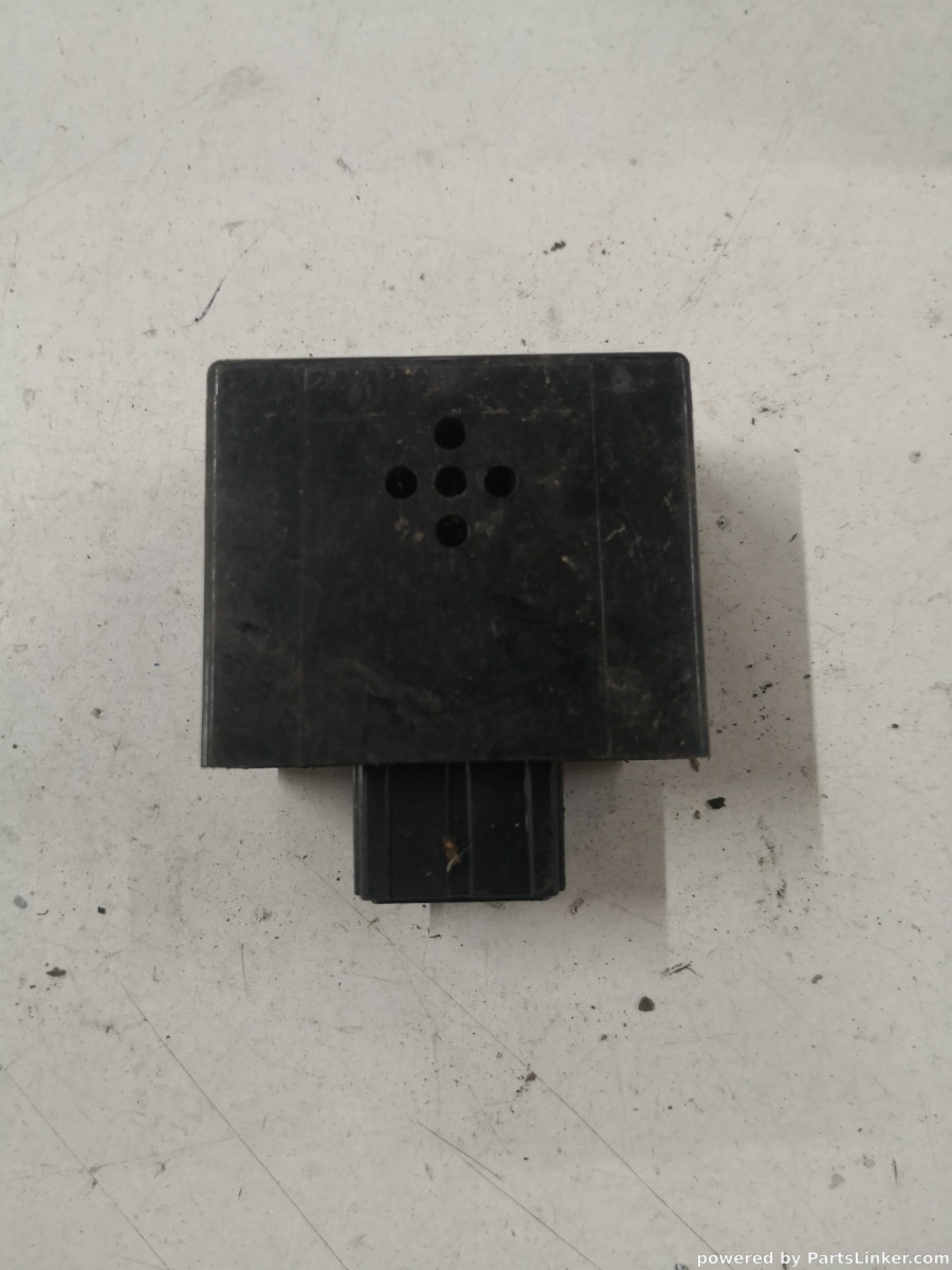 Releu MITSUBISHI PAJERO II (V3_W, V2_W, V4_W) [ 1990 - 2001 ] OEM Mb627899