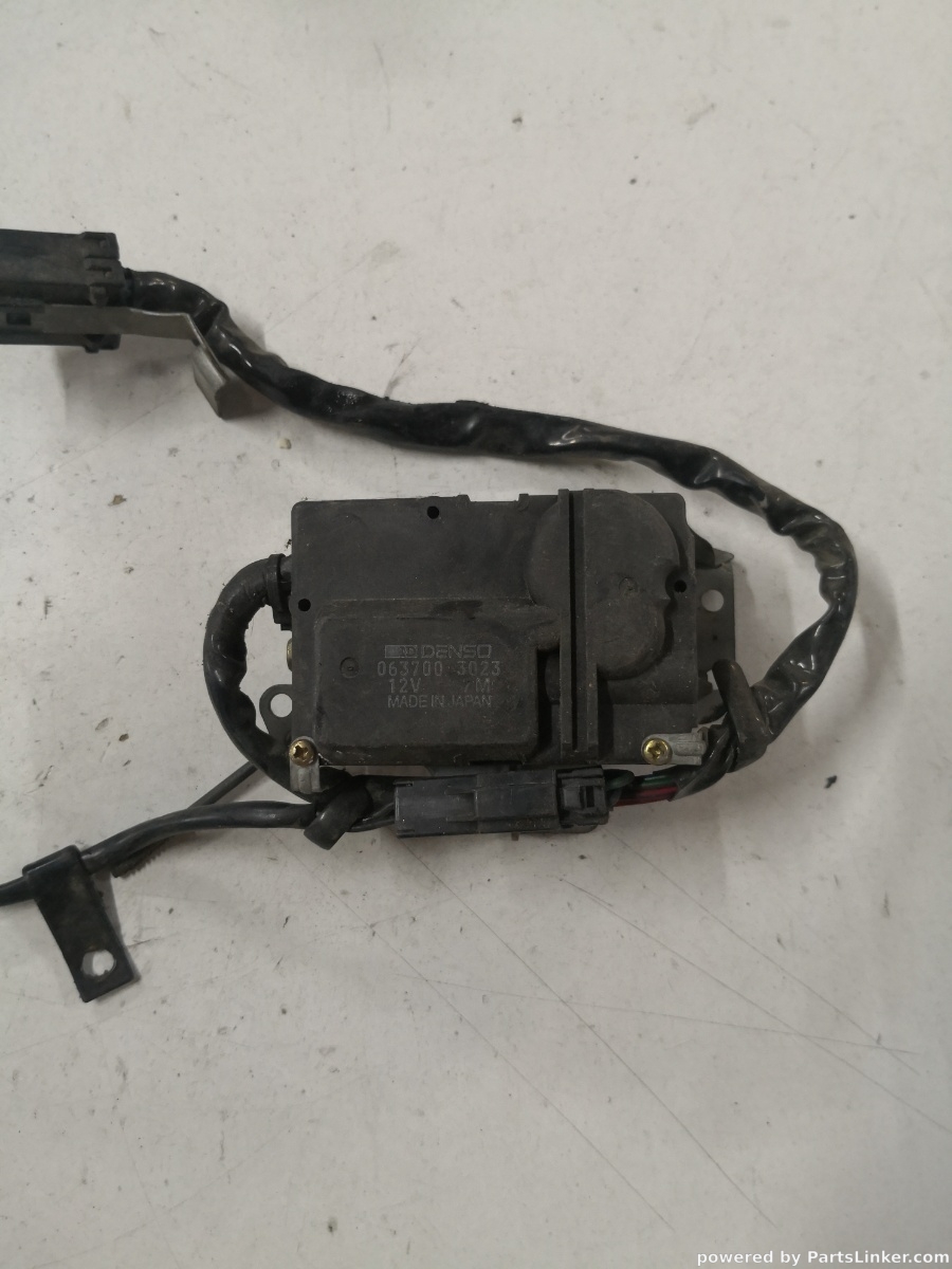 Calculator confort MITSUBISHI PAJERO II (V3_W, V2_W, V4_W) [ 1990 - 2001 ] OEM 0637003023