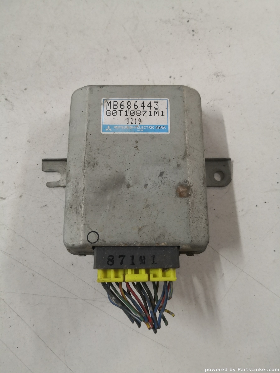 Calculator airbag MITSUBISHI PAJERO II (V3_W, V2_W, V4_W) [ 1990 - 2001 ] OEM Mb686443
