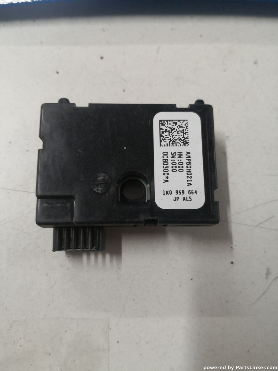 Senzor unghi volan VOLKSWAGEN TOURAN (1T1, 1T2) [ 2003 - 2010 ] OEM 1k0959654