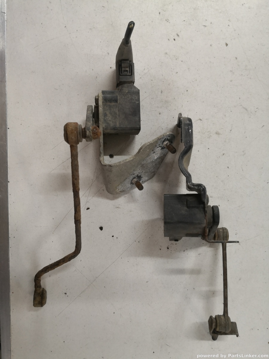 Senzor balast xenon stanga fata MERCEDES-BENZ S-CLASS II (W221, C215) [ 2005 - 2013 ] OEM A0105427717