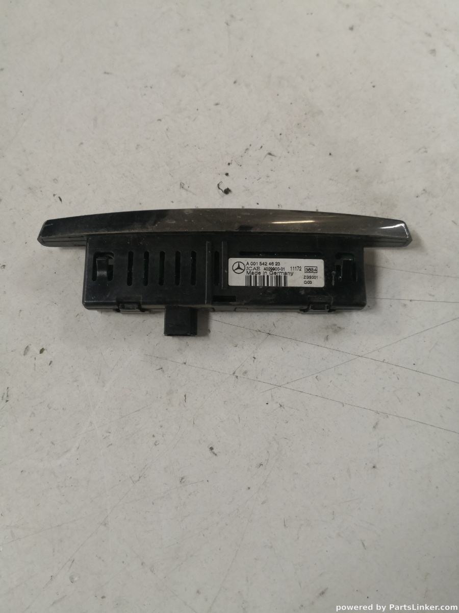 Display senzor parcare MERCEDES-BENZ C-CLASS (W204) [ 2007 - 2014 ] OEM A0015424623
