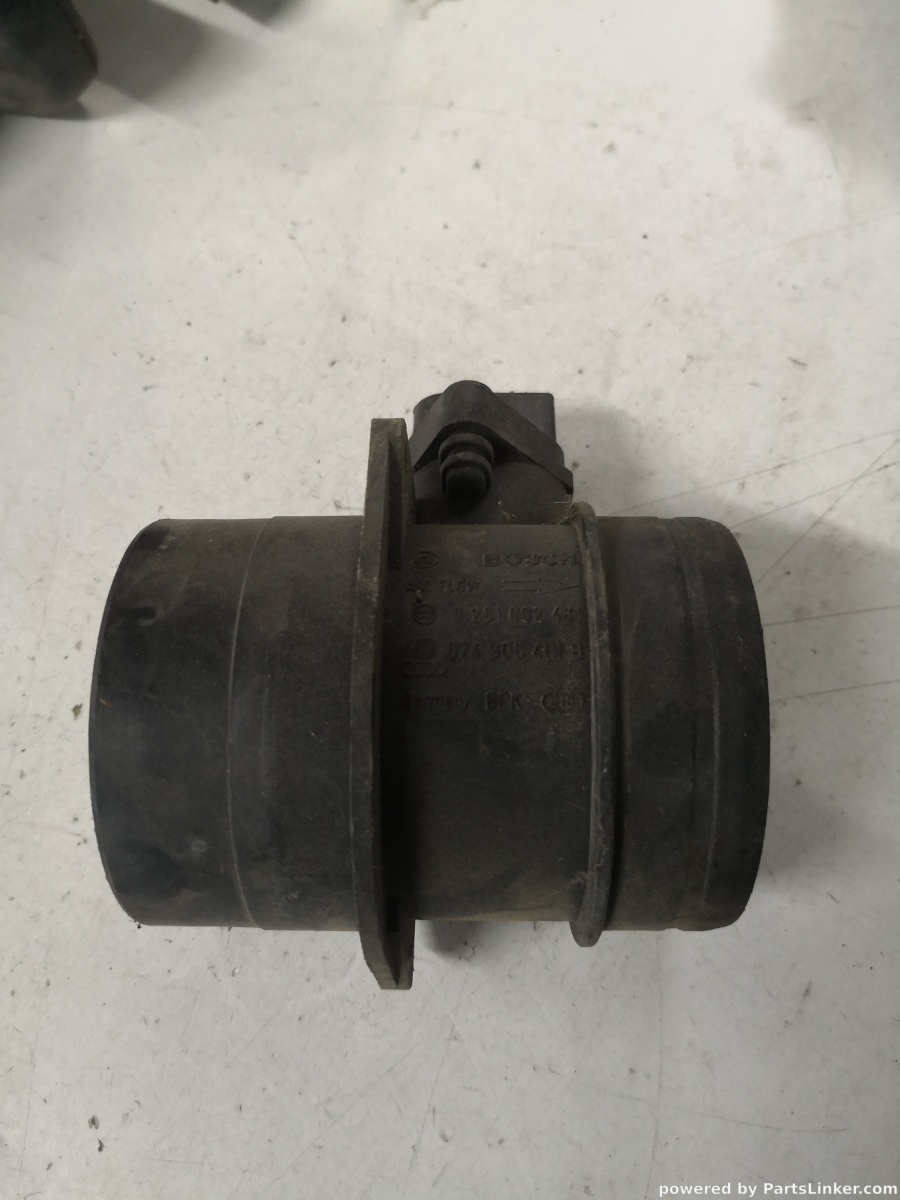Debitmetru VOLKSWAGEN GOLF V (1K1) [ 2003 - 2009 ] TDI (BMN) 125KW|170HP OEM 0281002461