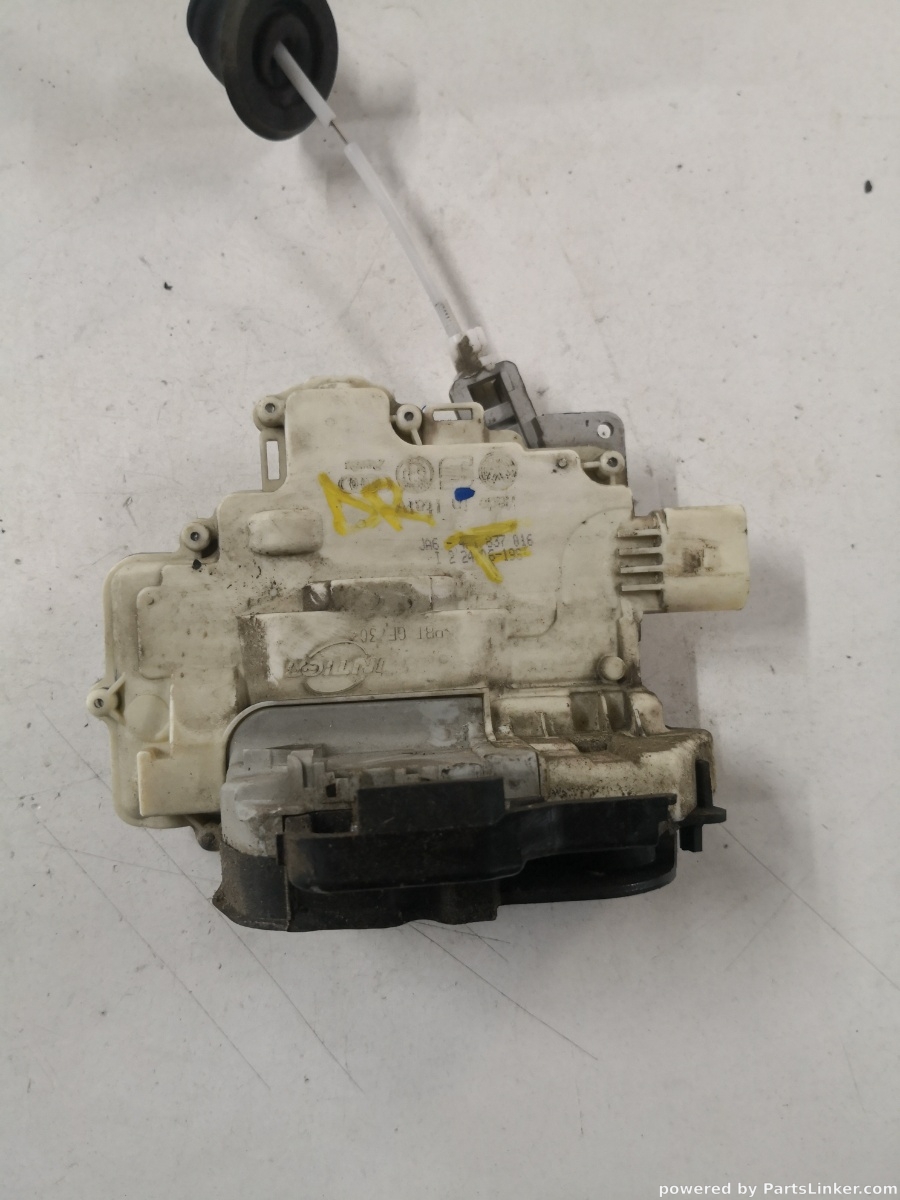 Broasca usa dreapta fata AUDI A3 II (8P1) [ 2003 - 2013 ] OEM 837016