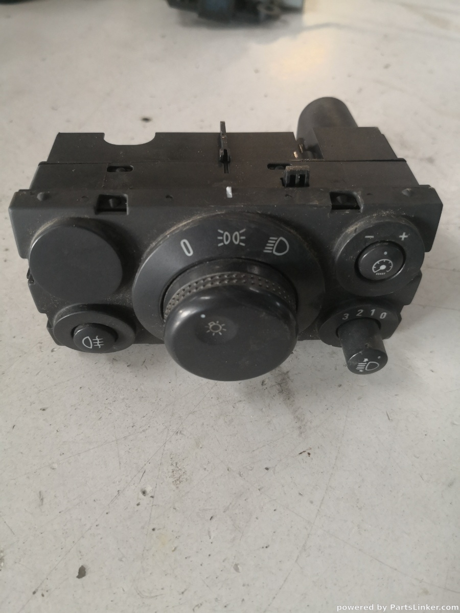 Bloc lumini OPEL ASTRA H (L48, A04) [ 2004 - 2014 ] OEM 13198926