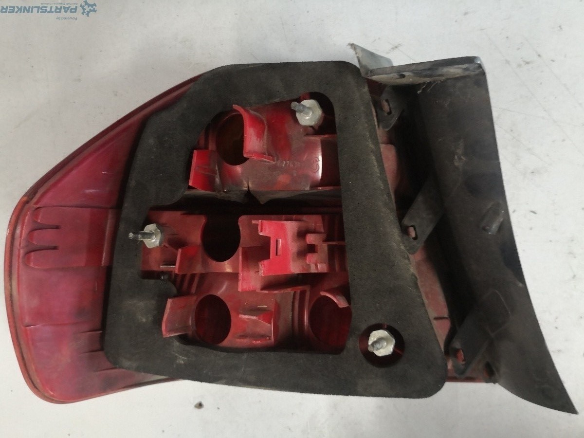 Lampa spate / stop dreapta spate BMW 3 V (E90) [ 2004 - 2012 ] OEM 6937458 – foto 2