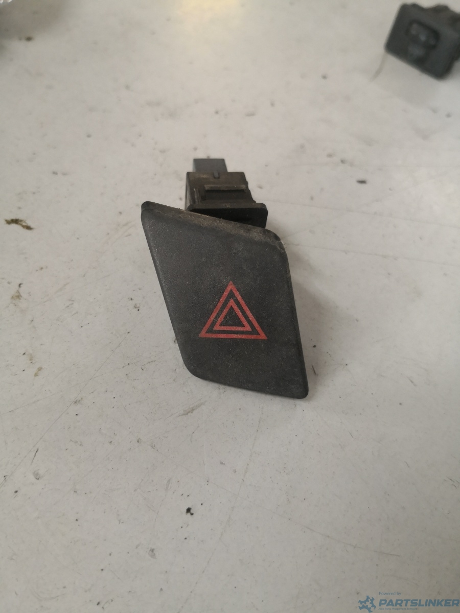 Buton avarie TOYOTA YARIS (_P9_) [ 2005 - > ] OEM 843320d020