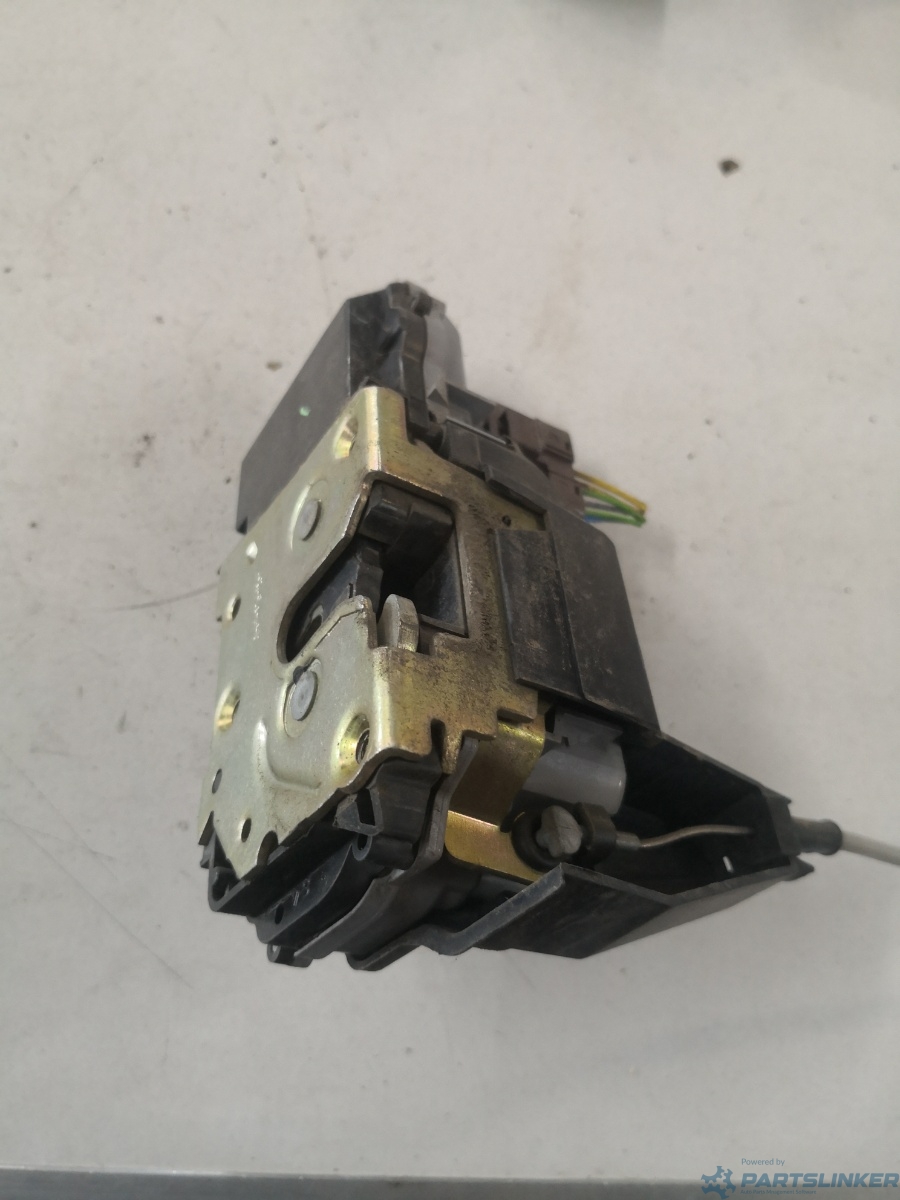 Broasca usa stanga fata PEUGEOT 307 SW (3H) [ 2002 - 2009 ] – foto 2