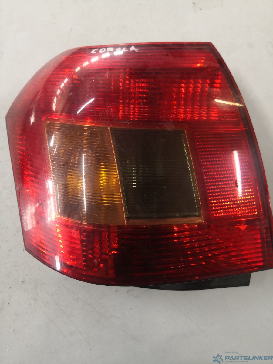 Lampa spate / stop dreapta spate TOYOTA COROLLA Verso (_E12_) [ 2001 - 2004 ]