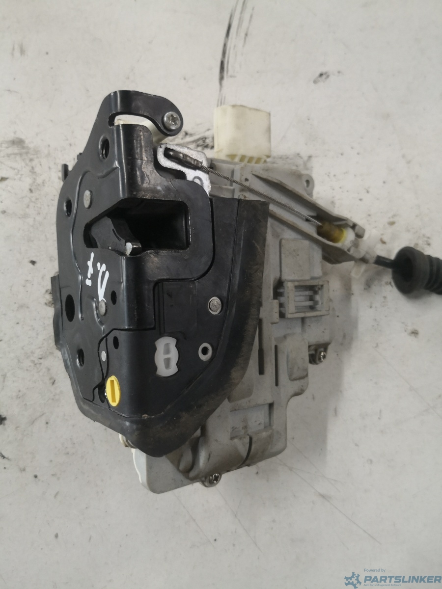 Broasca usa dreapta fata ( UK ) VOLKSWAGEN PASSAT (3C2) [ 2005 - 2010 ] OEM 8j1837016a