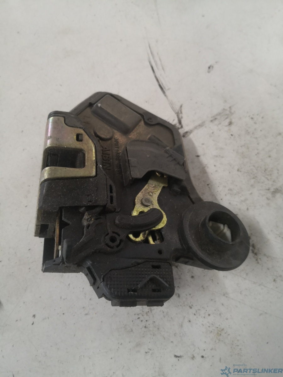 Broasca usa stanga spate TOYOTA COROLLA Verso (_E12_) [ 2001 - 2004 ] OEM 322118