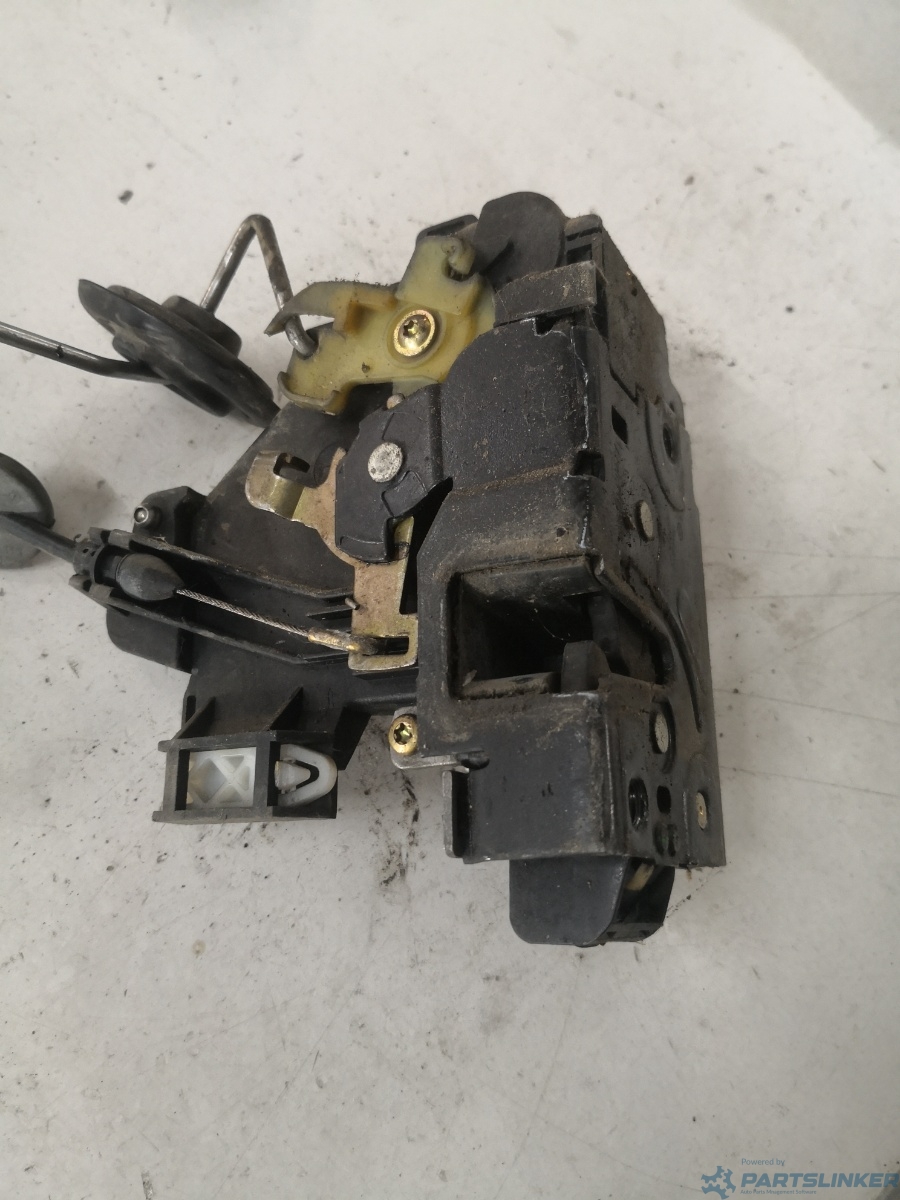 Broasca usa dreapta fata VOLKSWAGEN CADDY 2 (9K9B) [ 1995 - 2004 ] OEM 3b1837016