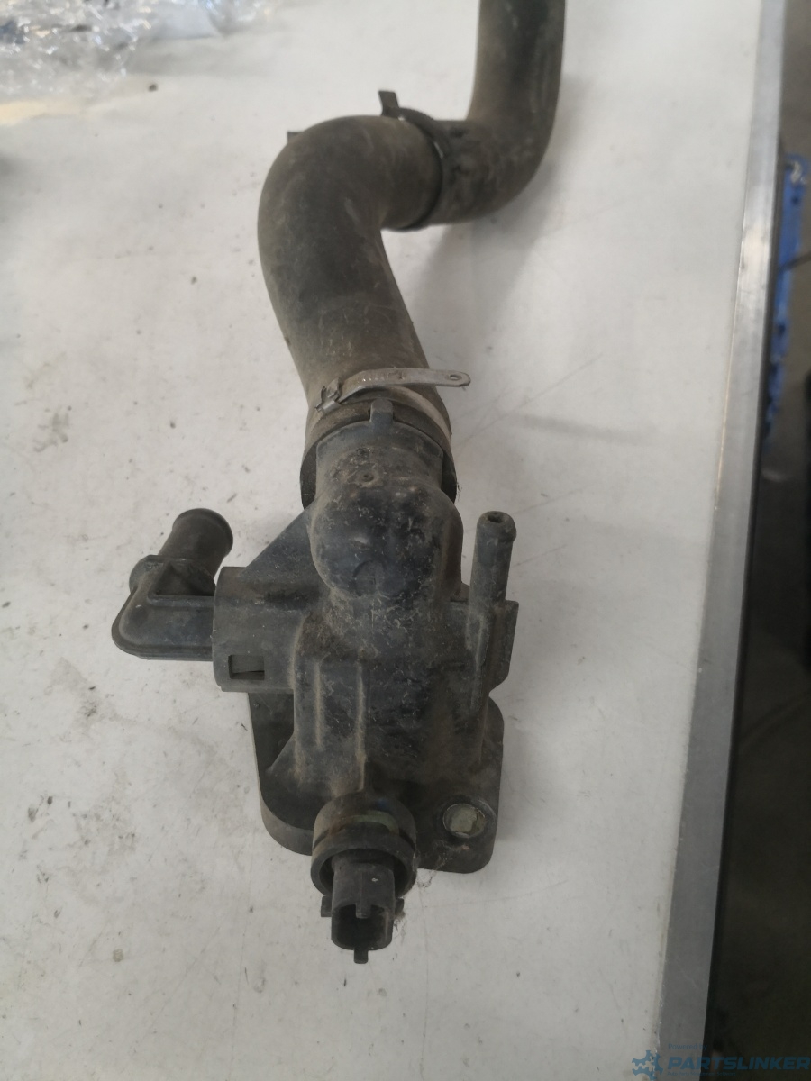 Carcasa termostat OPEL COMBO Tour (X12) [ 2012 - > ] OEM 55206391