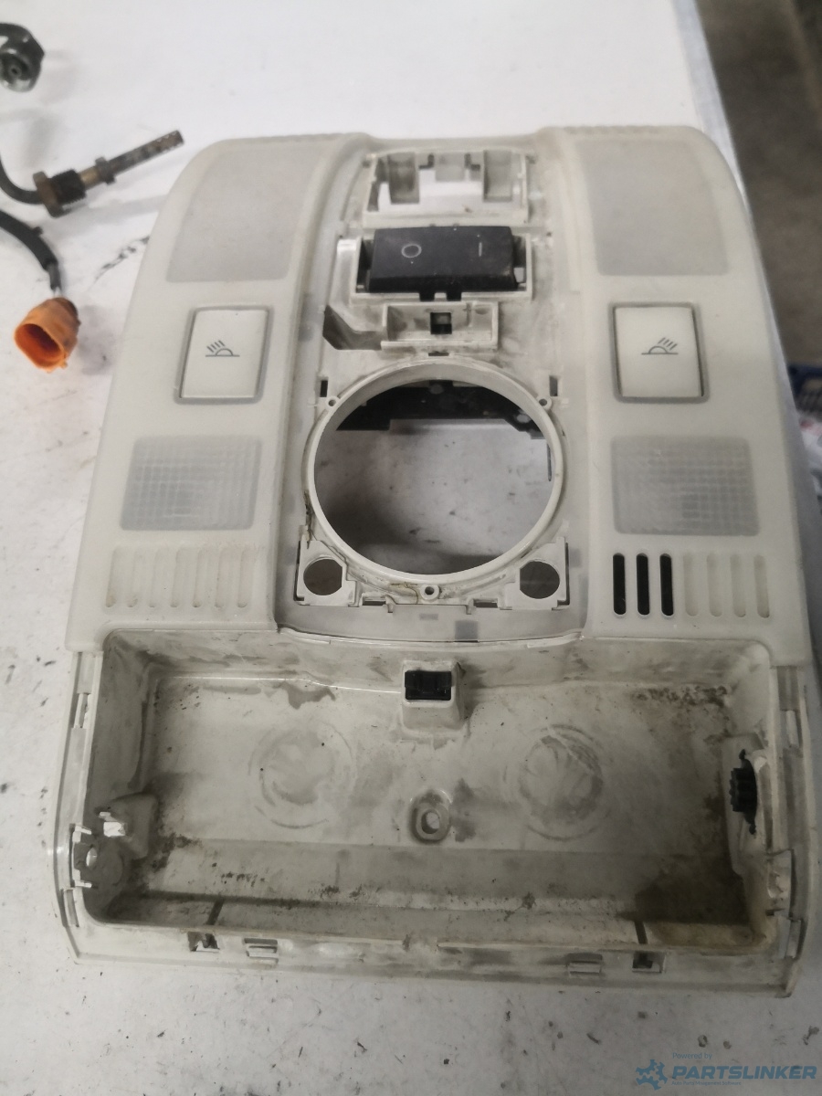 Plafoniera AUDI A6/S6 III Saloon (4F2, C6) [ 2004 - 2011 ] OEM 4f0947135j