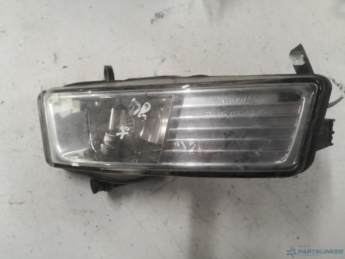 Far ceata  dreapta fata AUDI A6/S6 III Saloon (4F2, C6) [ 2004 - 2011 ] OEM A0473588