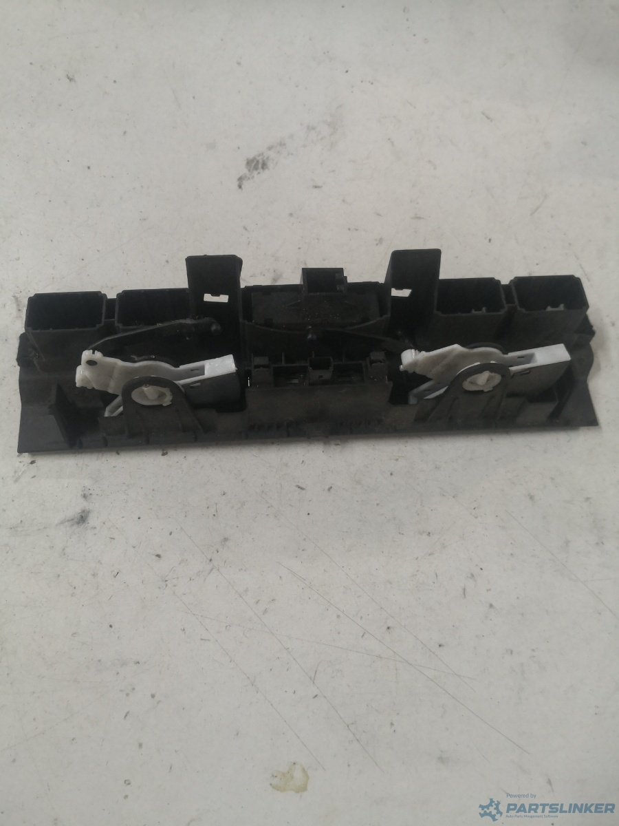 Buton avarie AUDI A6/S6 III Saloon (4F2, C6) [ 2004 - 2011 ] – foto 2