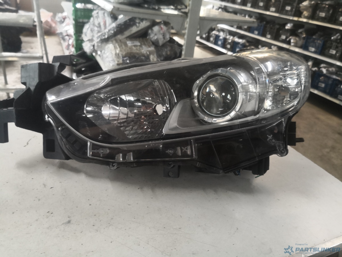 Far xenon stanga fata MAZDA 6  2015 - >