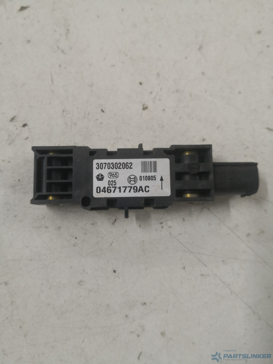 Senzor impact airbag JEEP GRAND CHEROKEE I (ZJ, ZG) [ 1991 - 1999 ] OEM 04671779ac