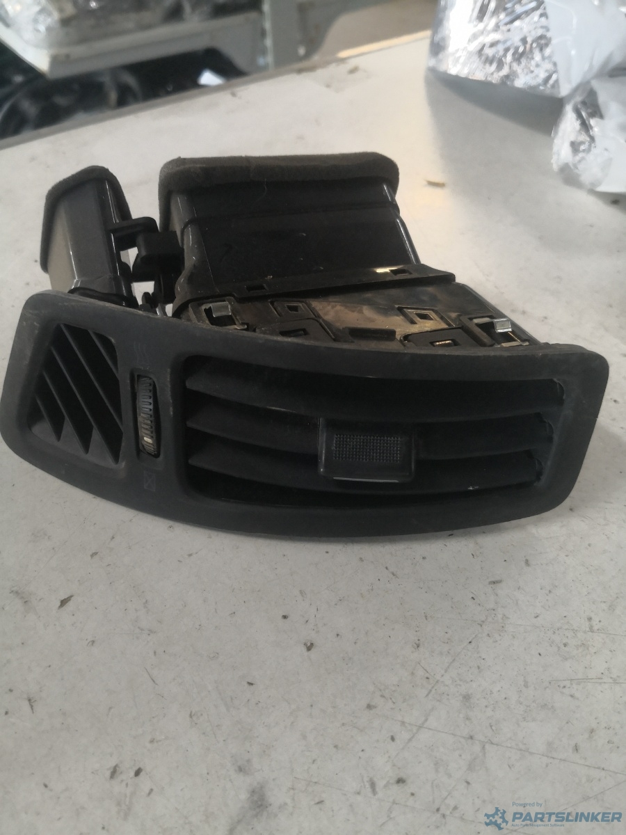 Guri ventilatie dreapta fata KIA CEED SW (ED) [ 2007 - 2012 ] OEM 974801h000